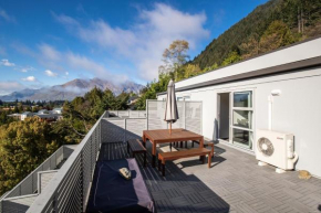 Central Mountain View Paradise
